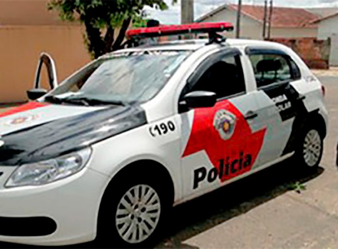 andidos assaltam agência dos Correios em Pardinho e fogem