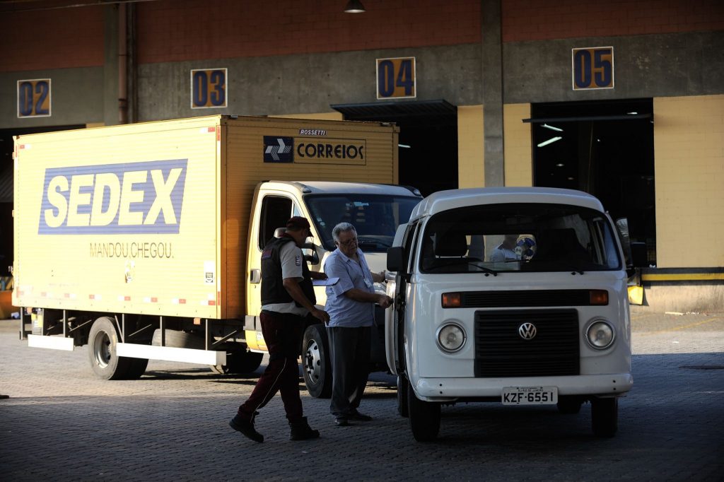 TST: Turma condena ECT a indenizar carteiro assaltado 13 vezes em serviço