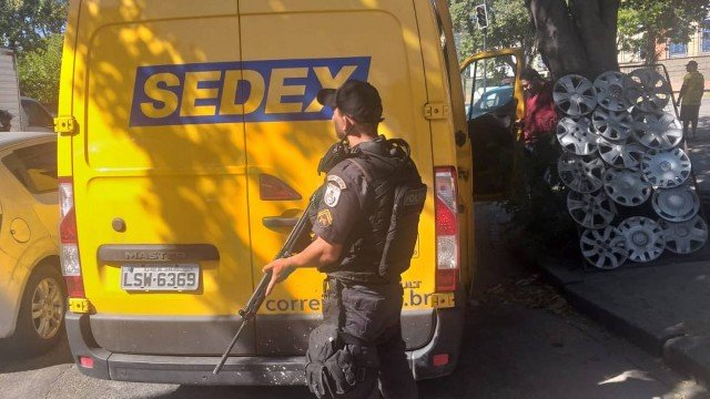 Funcionário do Correios é preso por suspeita de desviar carga da empresa