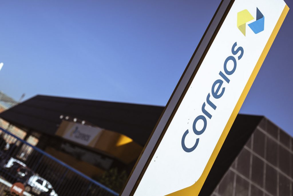 Correios azul céu logo